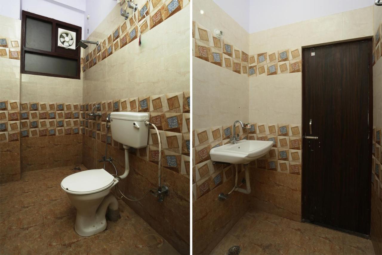 Oyo 16995 Sr Blessings Hotel Chinhat Exterior photo