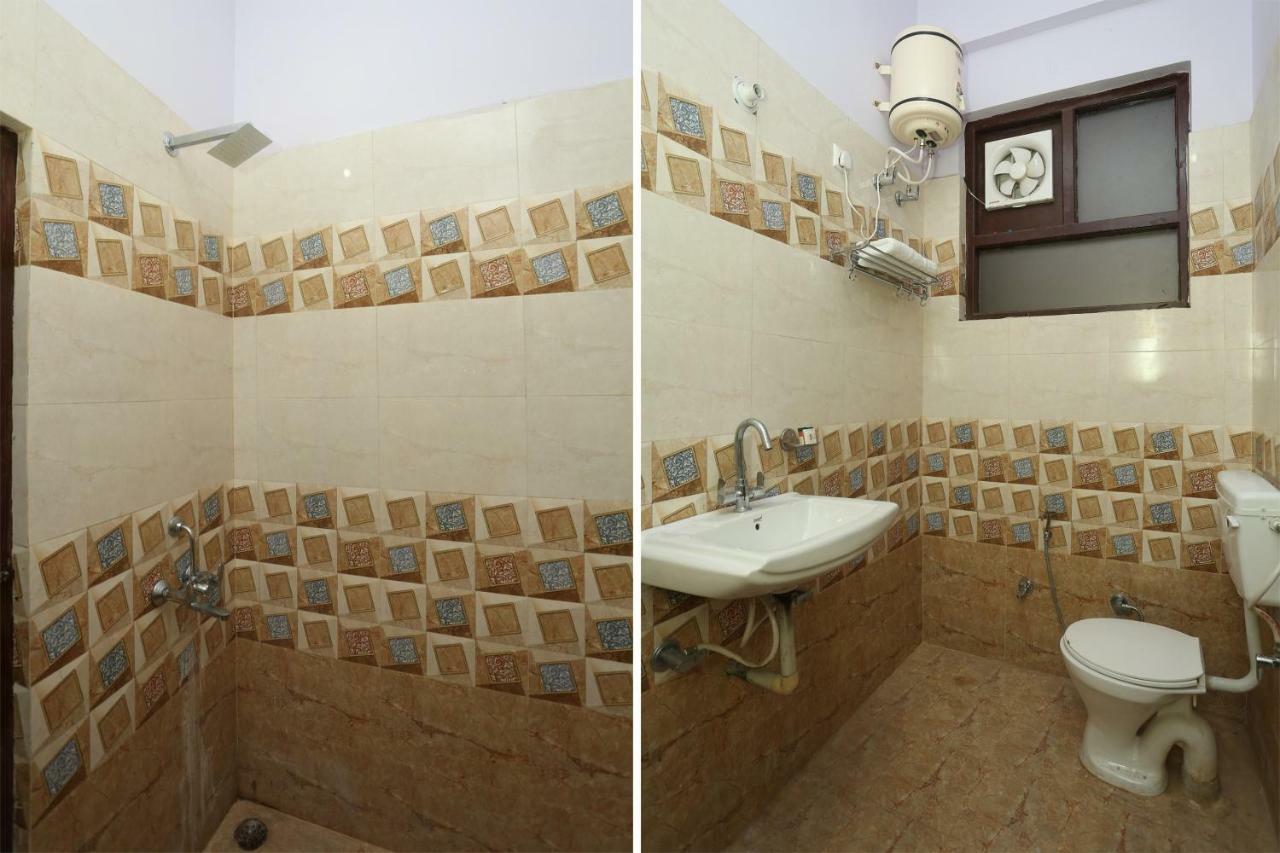 Oyo 16995 Sr Blessings Hotel Chinhat Exterior photo